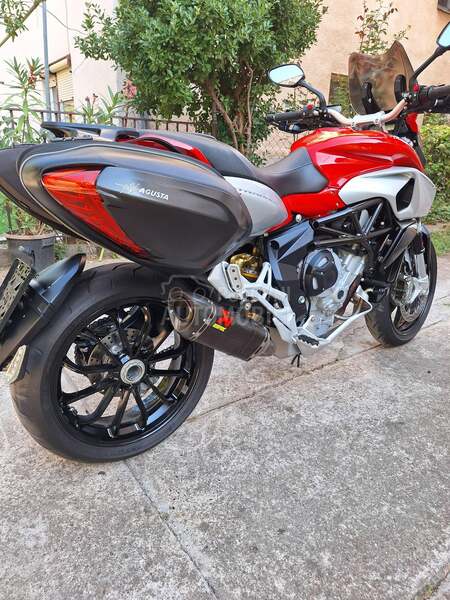 MV Agusta stradale KAO NOV