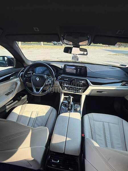 BMW 520 Luxury line Mild