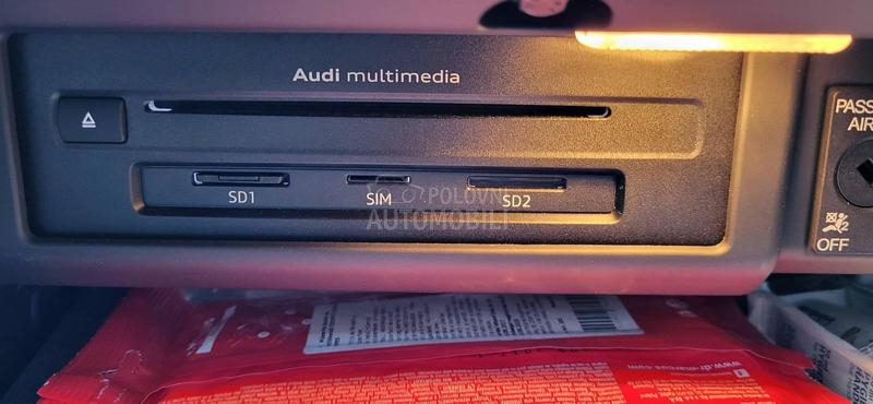 Audi A4 190 quattro S line