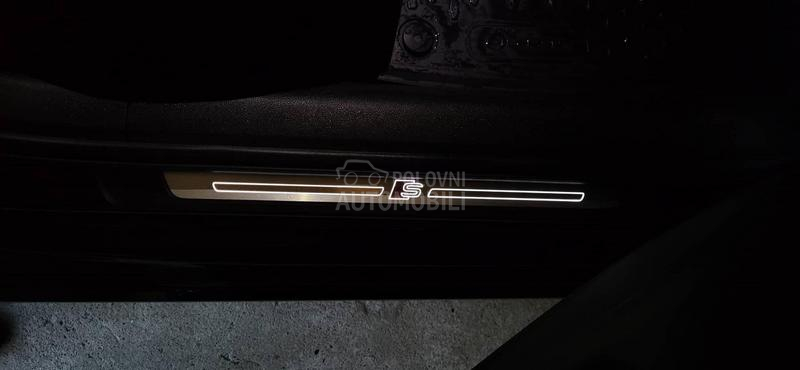 Audi A4 190 quattro S line