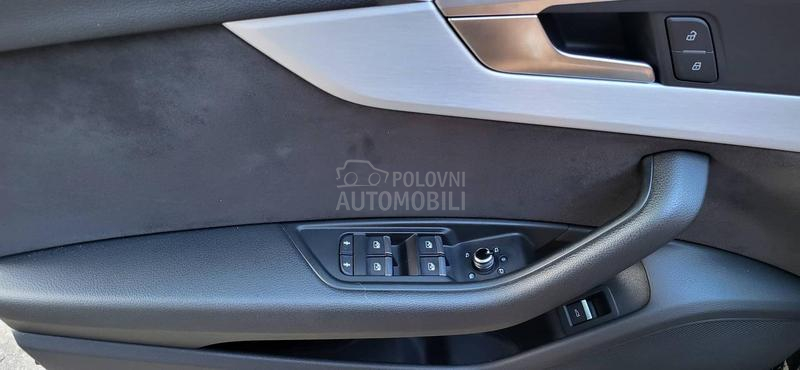 Audi A4 190 quattro S line