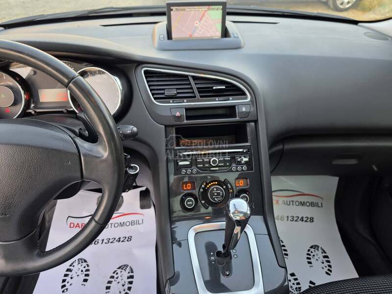Peugeot 5008 1.6 HDI N.A.V.I