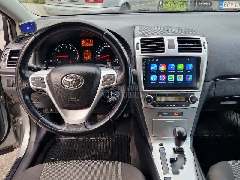 Toyota Avensis 2.0 VVT-i  FABRIKA