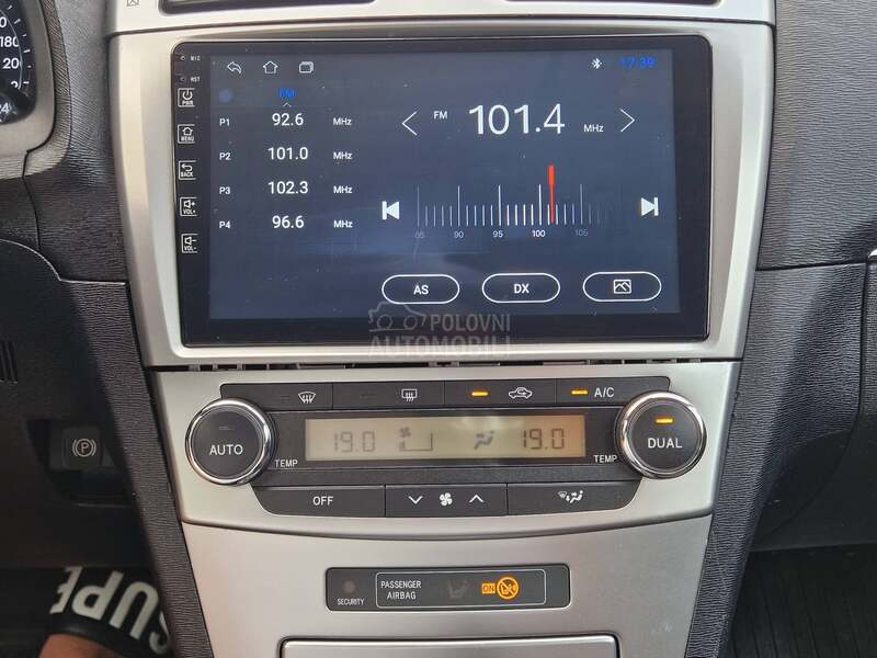 Toyota Avensis 2.0 VVT-i  FABRIKA