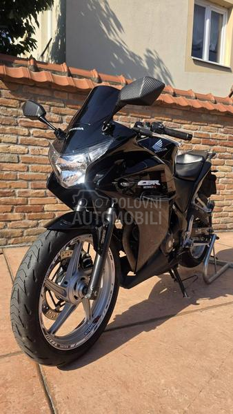 Honda cbr 250r