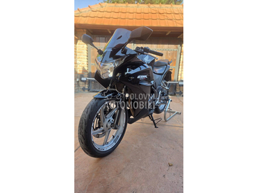 Honda cbr 250r