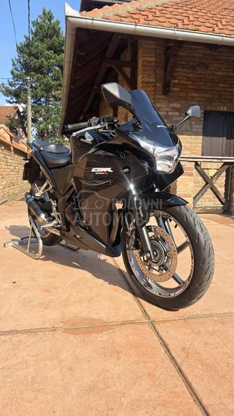 Honda cbr 250r