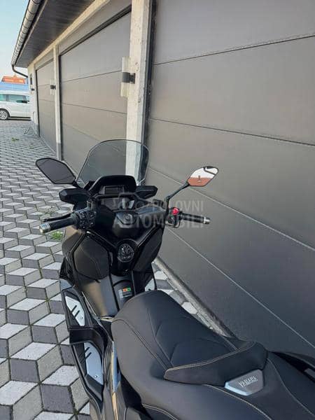 Yamaha XMax 125 Tech Max