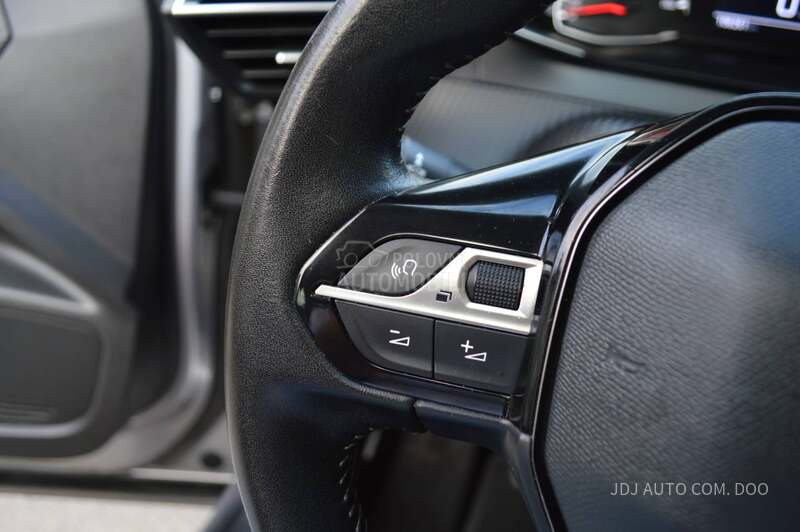 Peugeot 2008 1.5 hdi Active