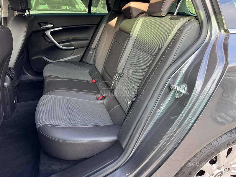 Opel Insignia 2.0CDTI COSMO