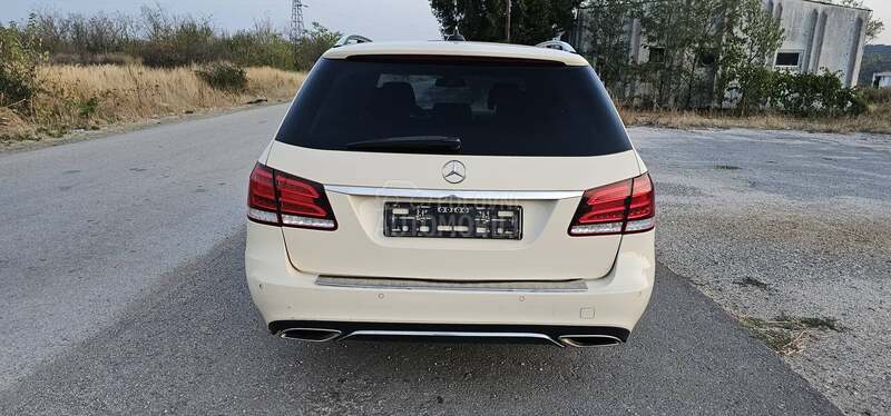 Mercedes Benz E 200 