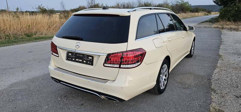 Mercedes Benz E 200 