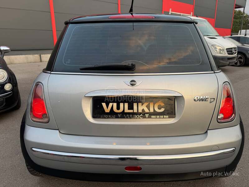 MINI One RATA 114e BEZ UČEŠĆA