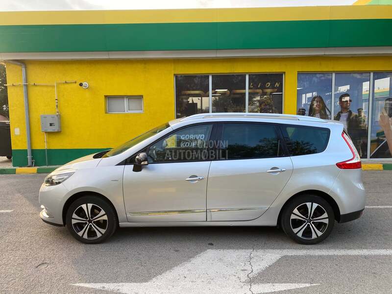 Renault Grand Scenic BOSSE.SWIS.NOV