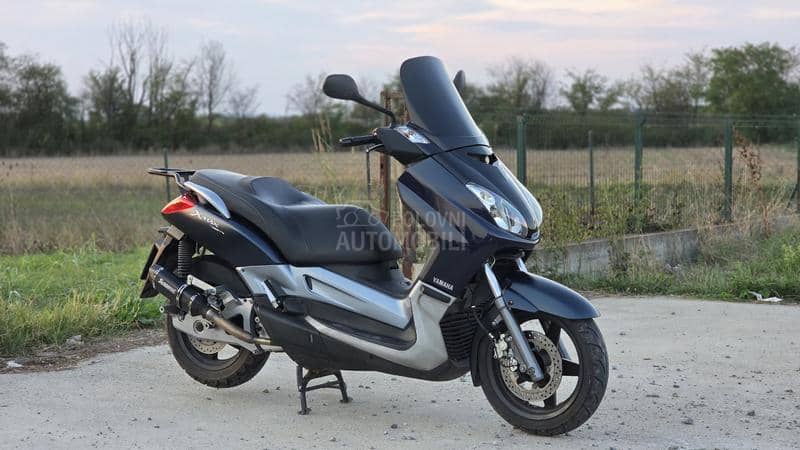 Yamaha x max