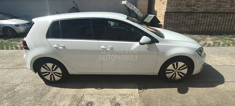 Volkswagen Golf 7 E-GOLF 7