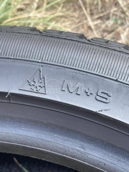 Kelly 225/45 R17 Zimska