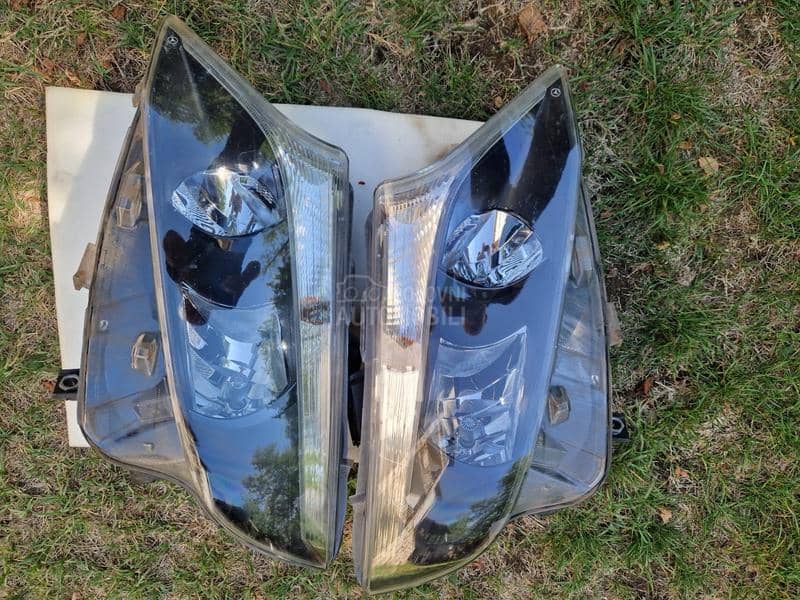 Farovi za Mercedes Vita 116