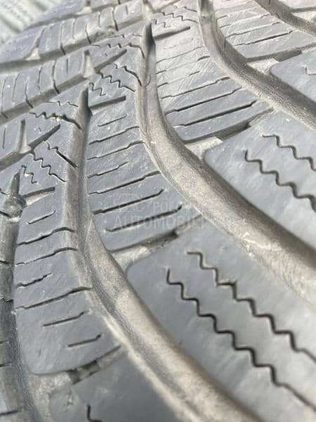 Hankook 185/55 R15 Zimska