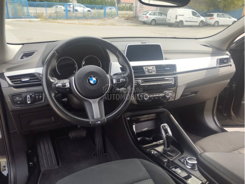 BMW X2 2.0  aut. pan.