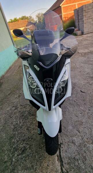 Kymco Downtown 300i