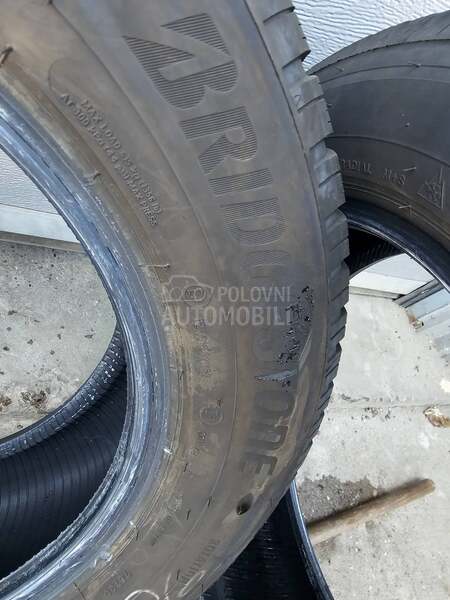Bridgestone 195/65 R15 Zimska