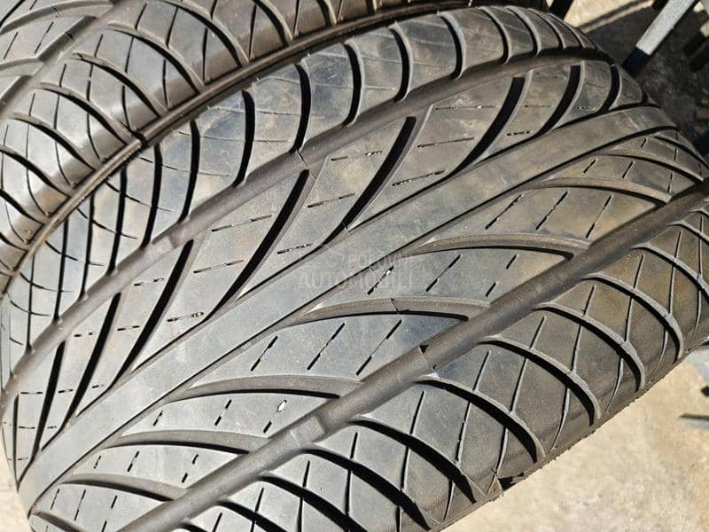 Goodride 235/45 R17 Sve sezone