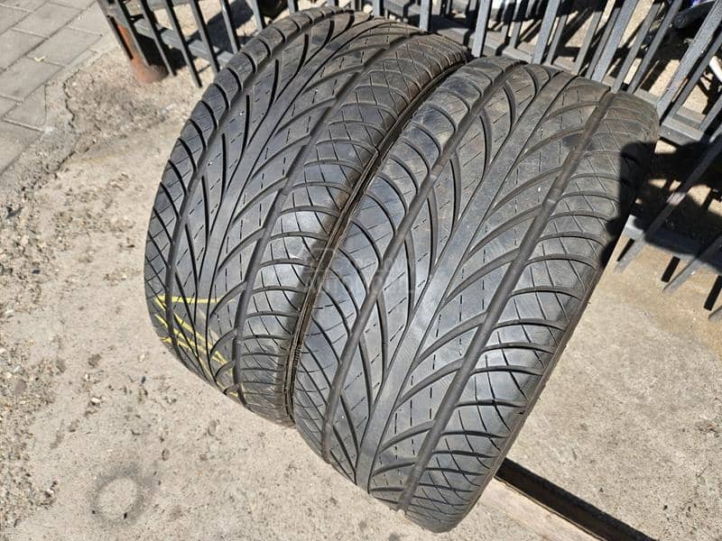 Goodride 235/45 R17 Sve sezone