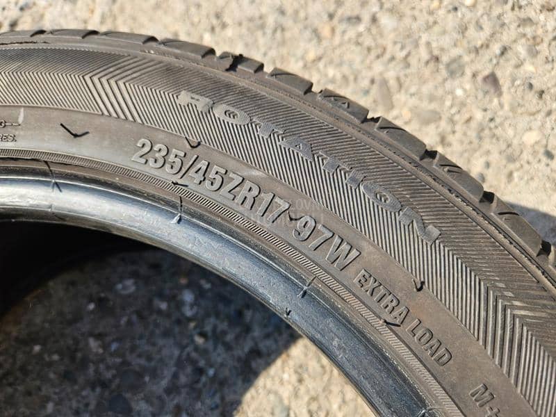 Goodride 235/45 R17 Sve sezone