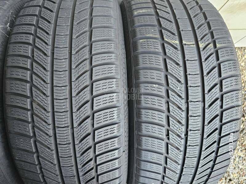 Continental 255/45 R20 Zimska