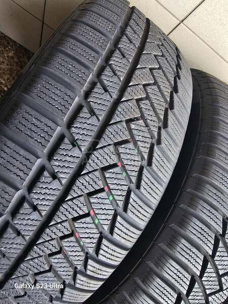 Continental 225/55 R17 Zimska