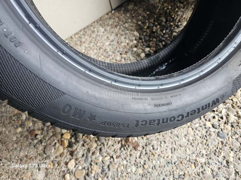 Continental 225/55 R17 Zimska
