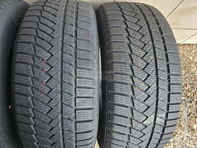 Continental 225/55 R17 Zimska