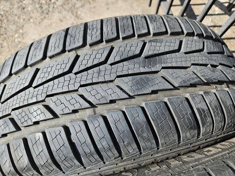 Semperit 215/55 R17 Sve sezone