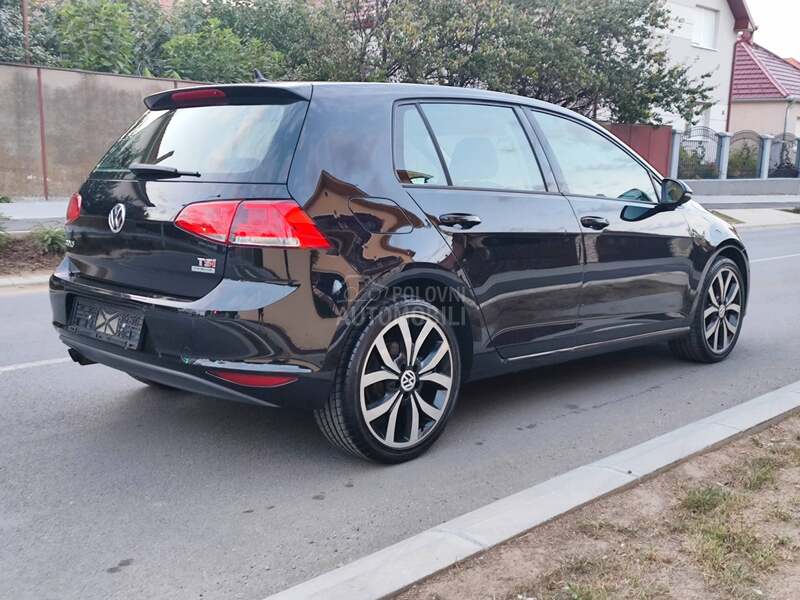 Volkswagen Golf 7 1.4 TSI