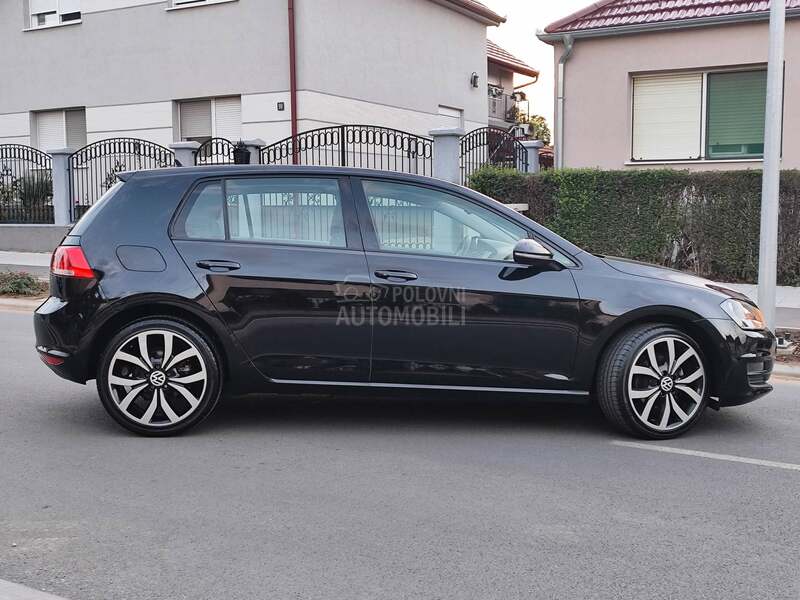Volkswagen Golf 7 1.4 TSI
