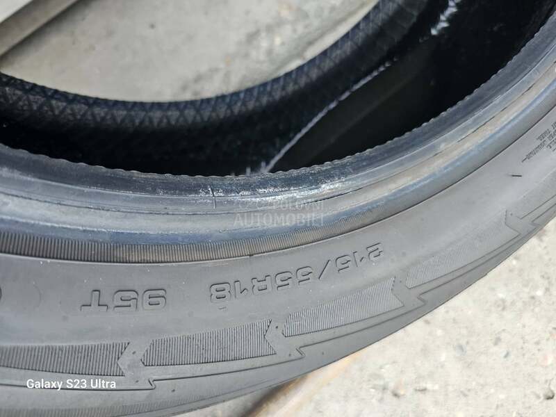 Goodyear 215/55 R18 Zimska