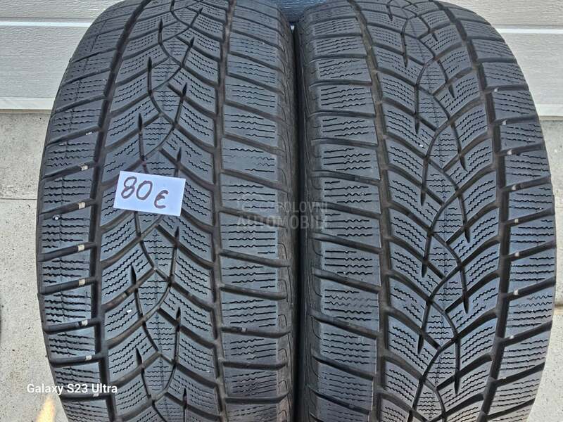 Goodyear 215/55 R18 Zimska