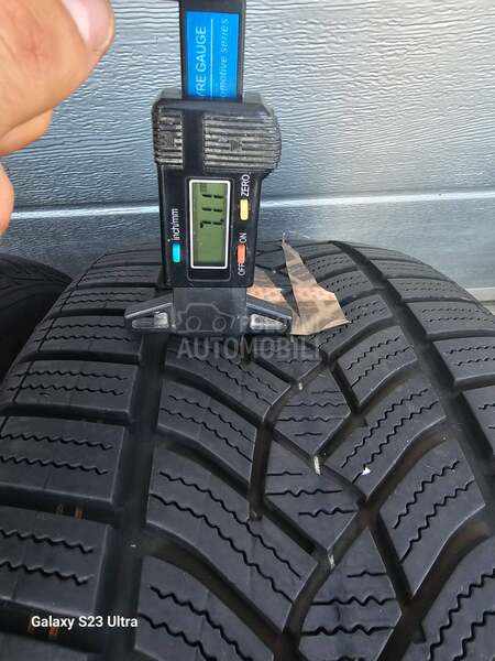 Goodyear 225/45 R18 Zimska