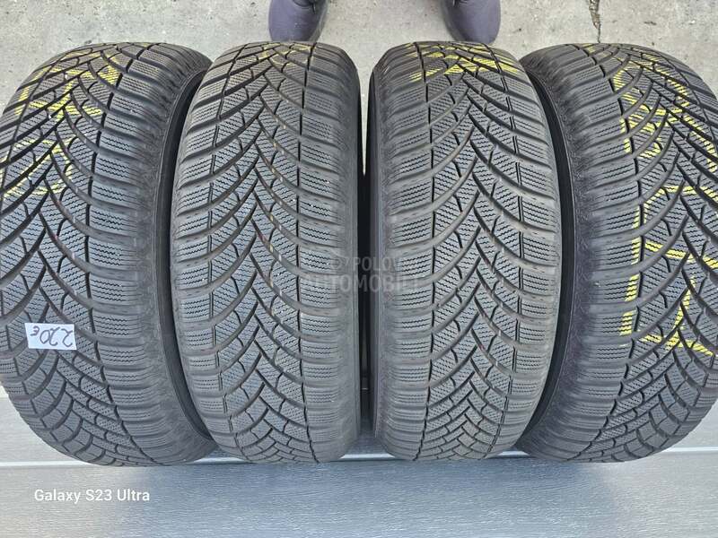 Semperit 215/65 R16 Zimska
