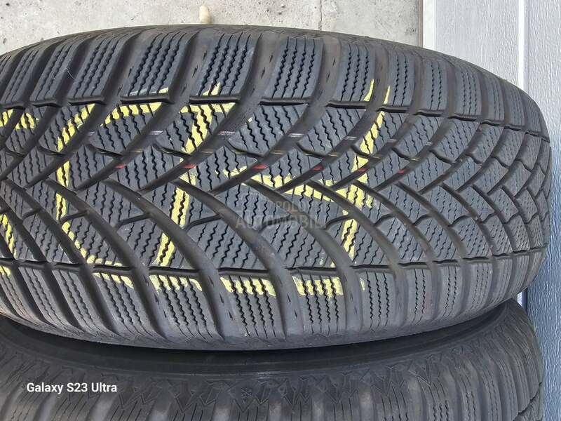 Semperit 215/65 R16 Zimska