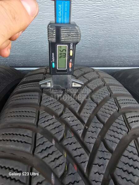 Semperit 215/65 R16 Zimska