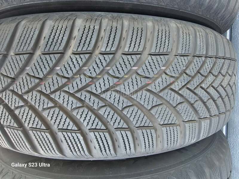 Semperit 215/65 R16 Zimska