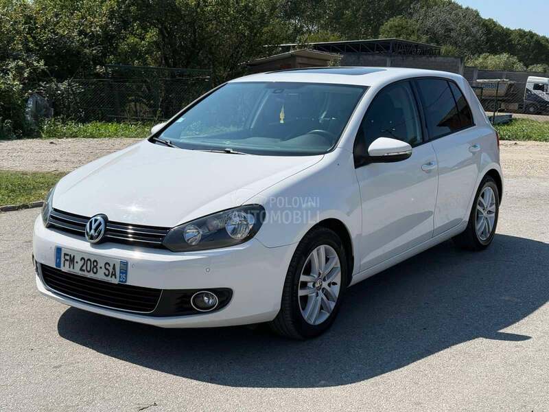 Volkswagen Golf 6 1.6 TDI HIGHLINE