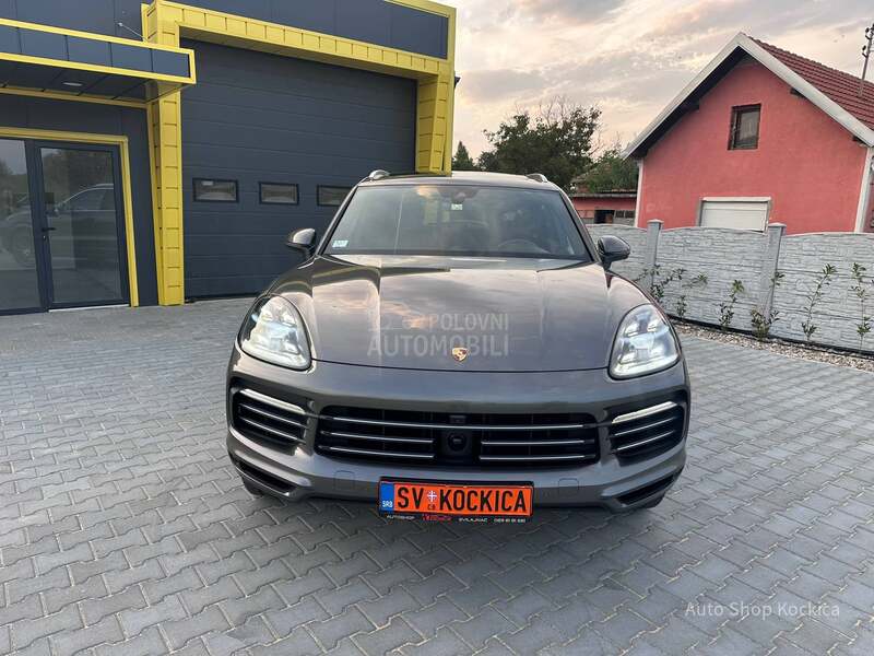 Porsche Cayenne 3.0 V6 toop