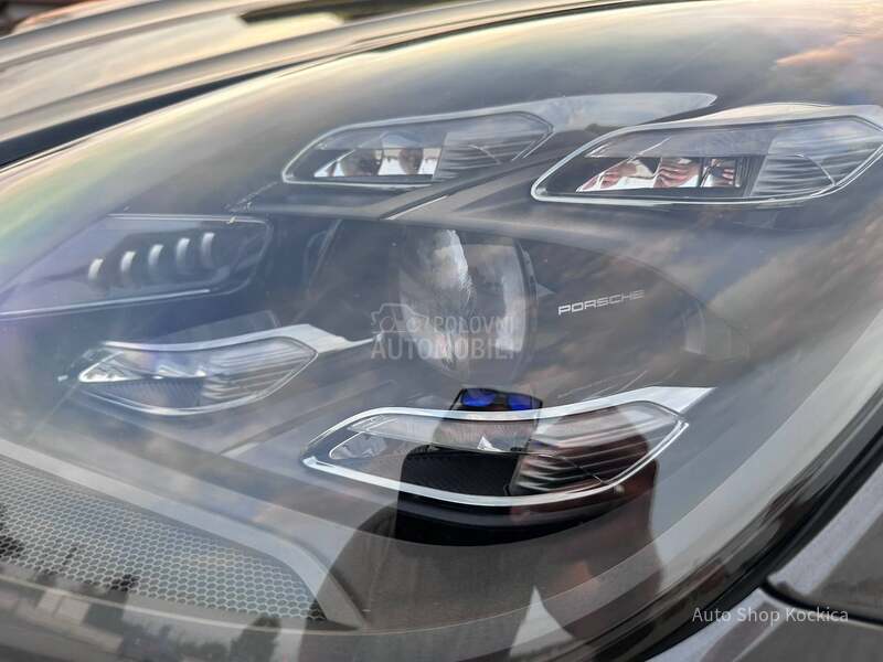 Porsche Cayenne 3.0 V6 toop