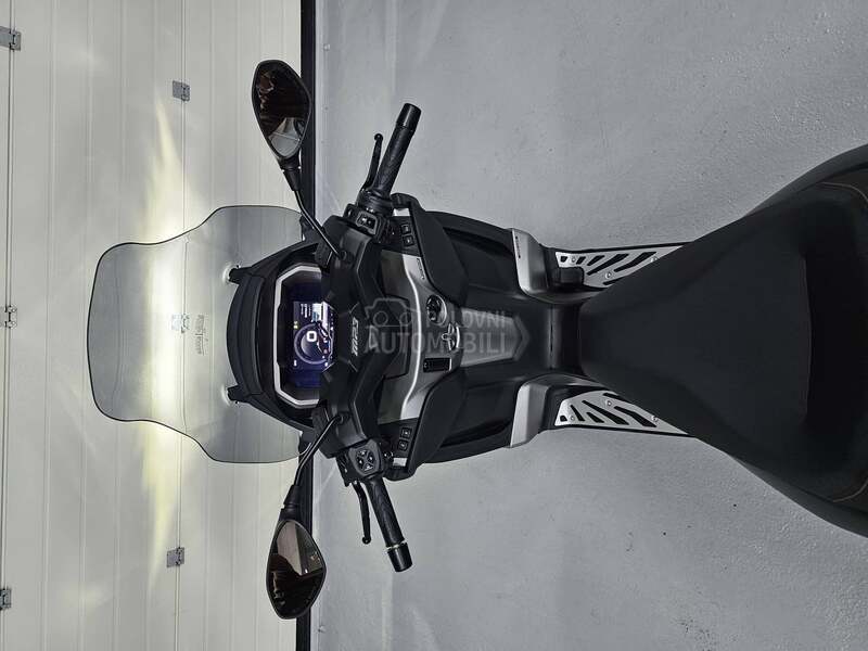 Piaggio mp3 530 hpe EXCLUSIVE