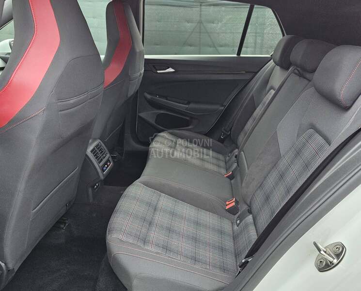 Volkswagen Golf 8 GTI
