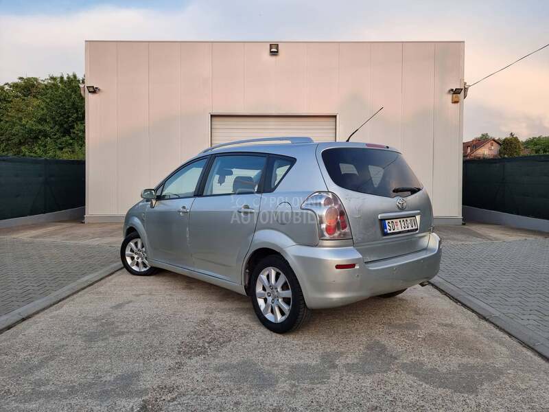 Toyota Corolla Verso 2.2 d4d