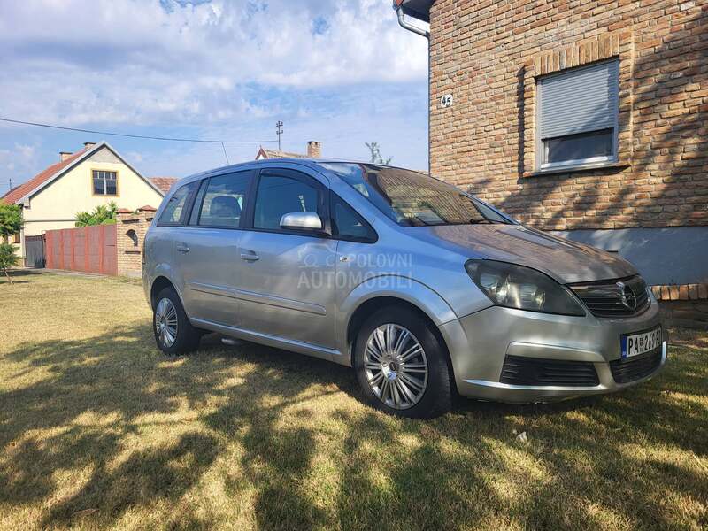 Opel Zafira 